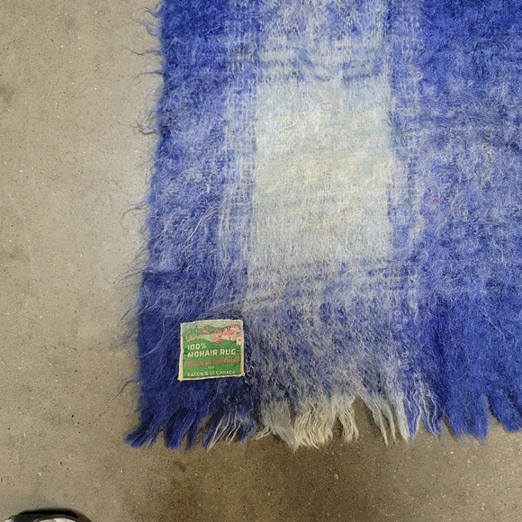 Vintage 100% Mohair Rug or Blanket Made in Scotland for Eaton's - Picture 3 of 7